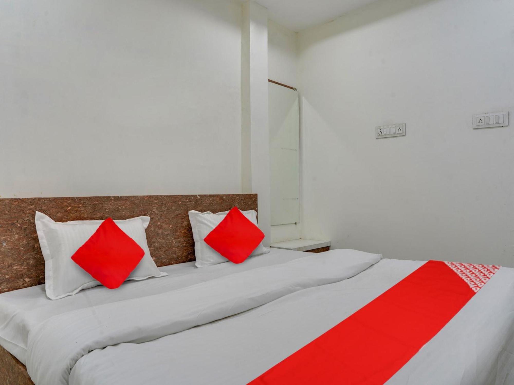 Hotel O Shivansh Bhopál Kültér fotó