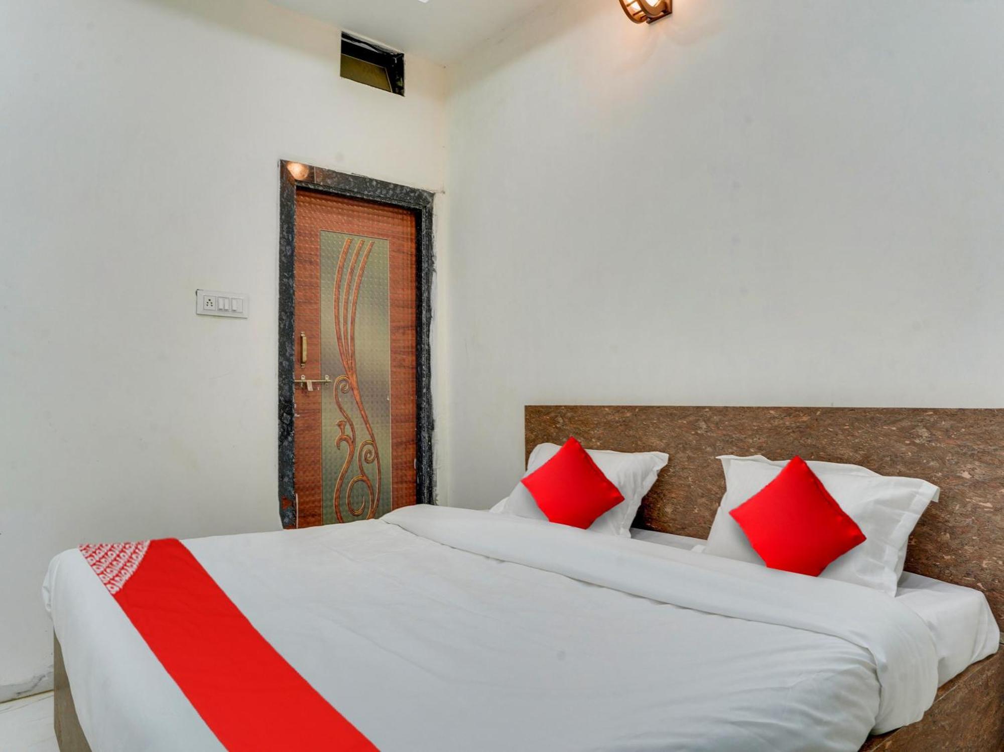 Hotel O Shivansh Bhopál Kültér fotó